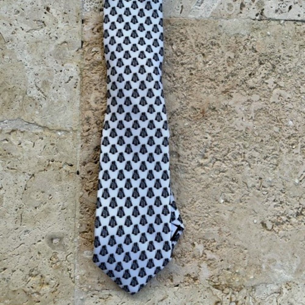 Star Wars Darth Vader Neck Tie - White